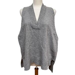 storets Gray V Neck Oversized Sweater Vest Hi Lo Style Side Slits Women's S/M